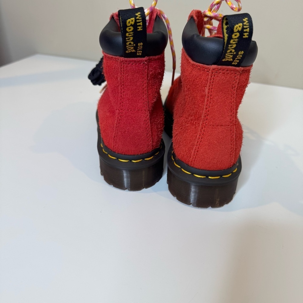 Dr.Martens 939 Ben Suede Red Padded Collar Lace Up Boots M-4 W-5 NWOT - Picture 6 of 11